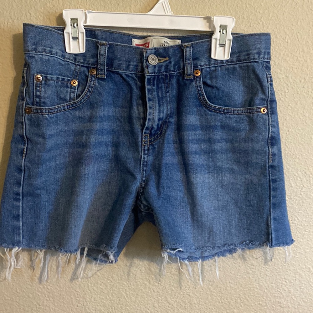 Levis 550 relaxed jean shorts size kids 14 (woman’s size 27)